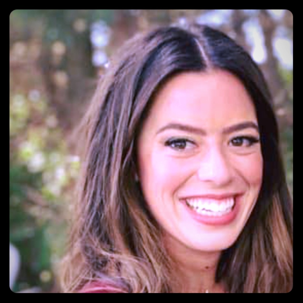 Meet your Posher, Amelia